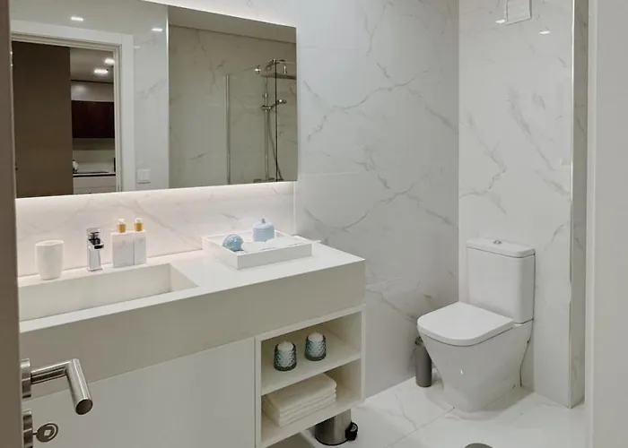 Seanest View 아파트 *